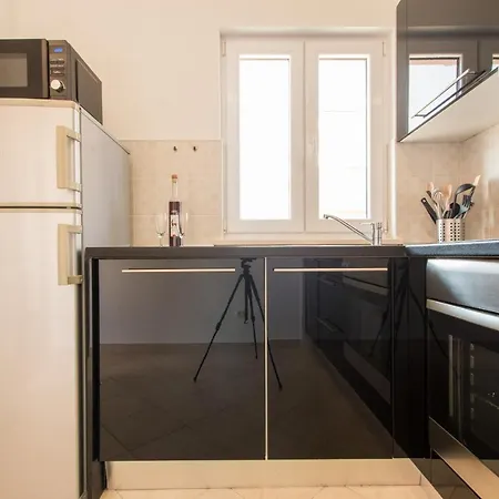 Ivy - Free Parking Apartman Makarska