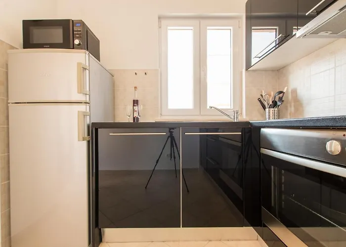 Ivy - Free Parking Apartment Makarska